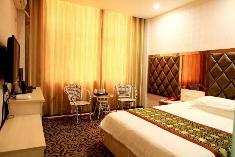 Wudangshan Jianpuzhai Hotel Danjiangkou Екстер'єр фото