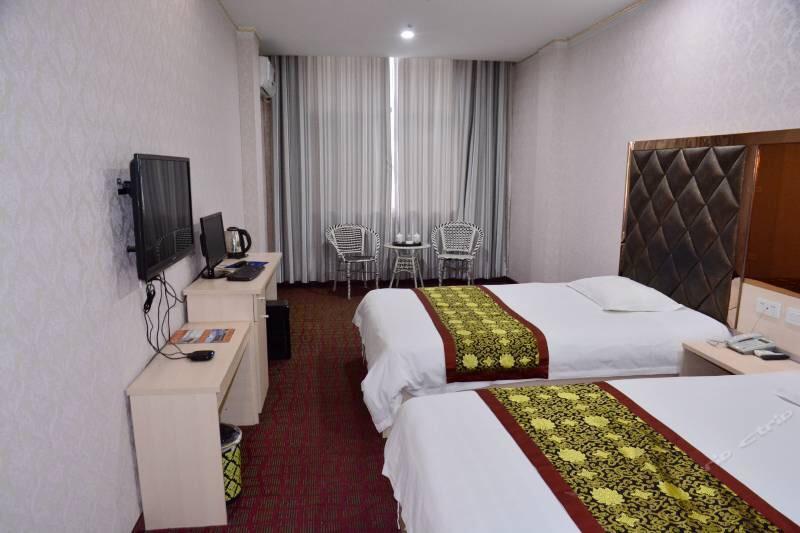 Wudangshan Jianpuzhai Hotel Danjiangkou Екстер'єр фото