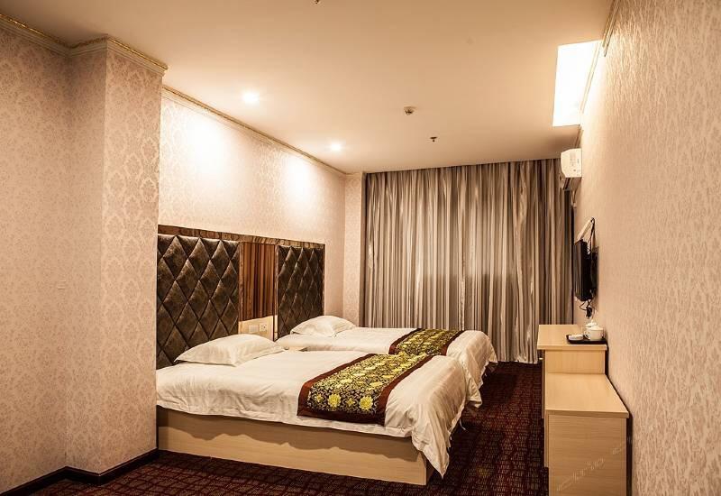 Wudangshan Jianpuzhai Hotel Danjiangkou Екстер'єр фото